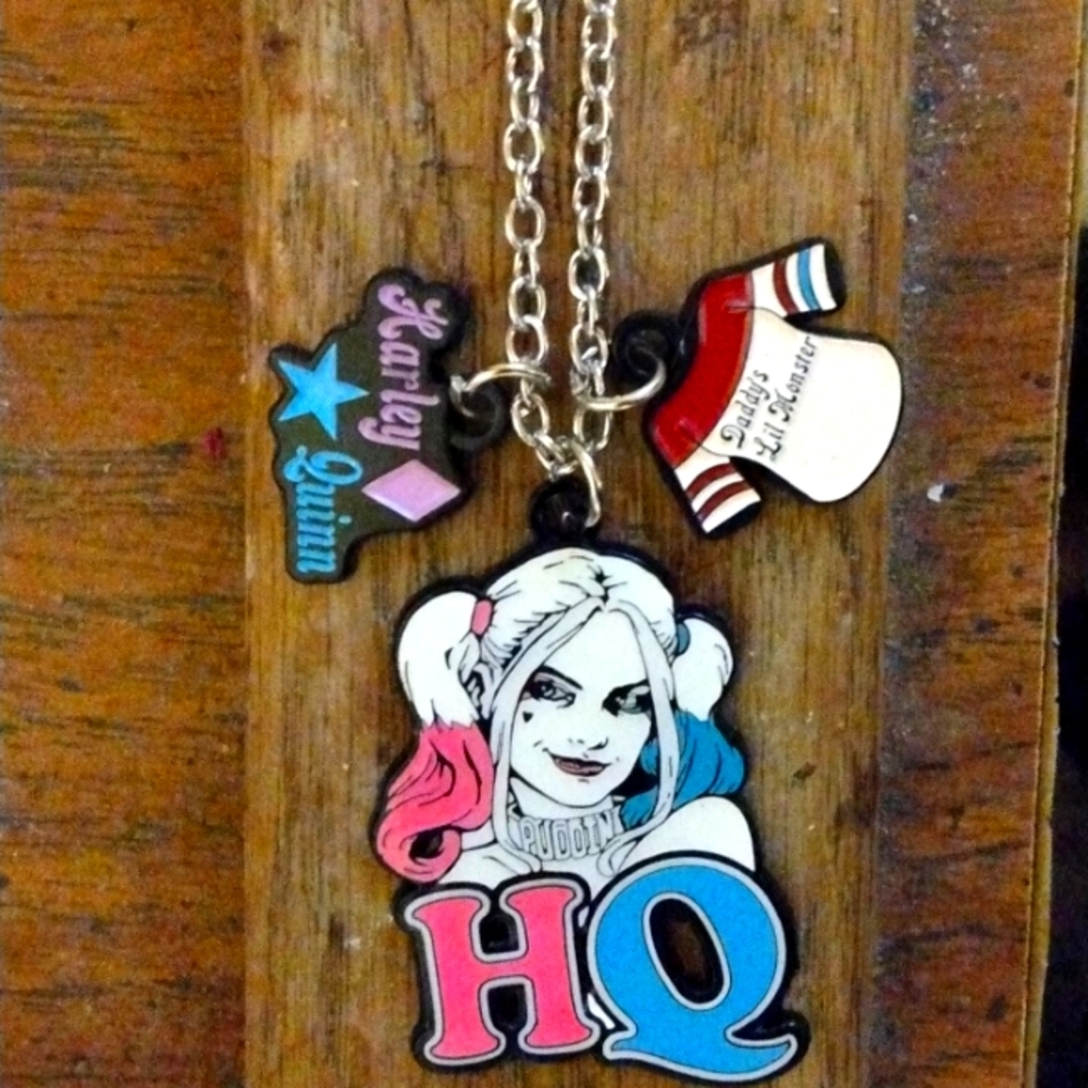 Harley Quinn charm necklace